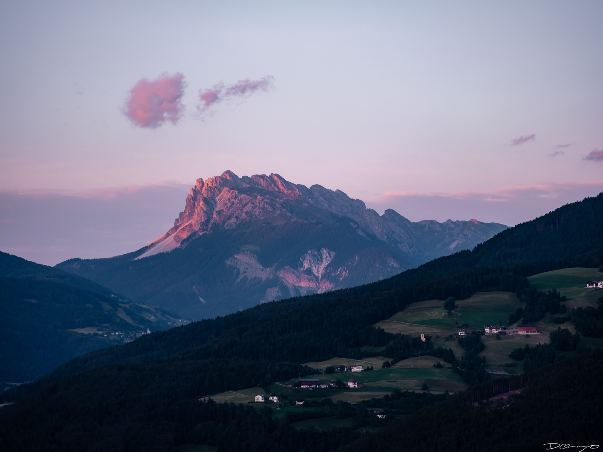 Photos from a trip through Italy in Summer of 2023. Locations include Rome, Florence, Tuscany, Castello di Bossi in Chianti, Siena, San Gimignano, Sirmione on Lake Garda, Bologna, Gudon, Italian Dolomites, Seceda, Cadini di Misurina, and Venice.